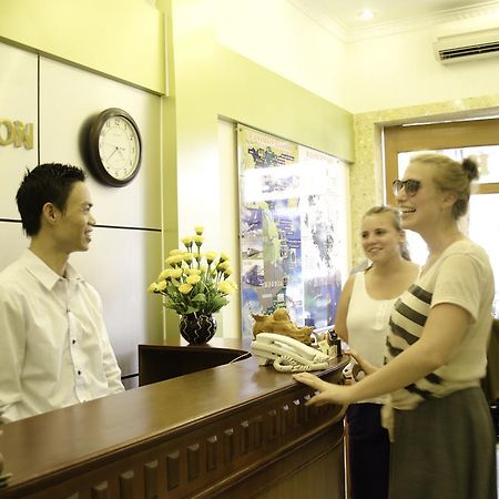 Hanoi Blue Moon Hotel 외부 사진